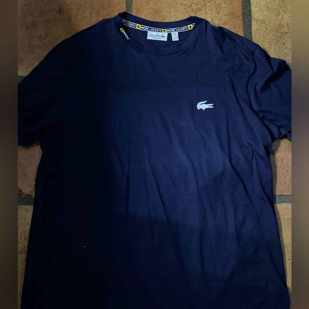 Lacoste tee shirt